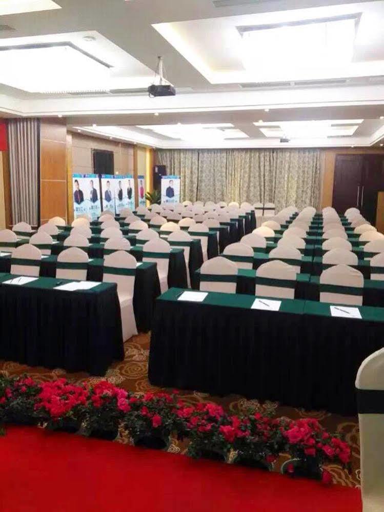 Chengdu Panda Prince Culture Hotel מראה חיצוני תמונה