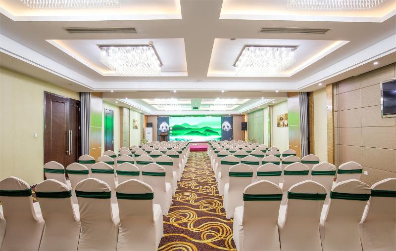 Chengdu Panda Prince Culture Hotel מראה חיצוני תמונה