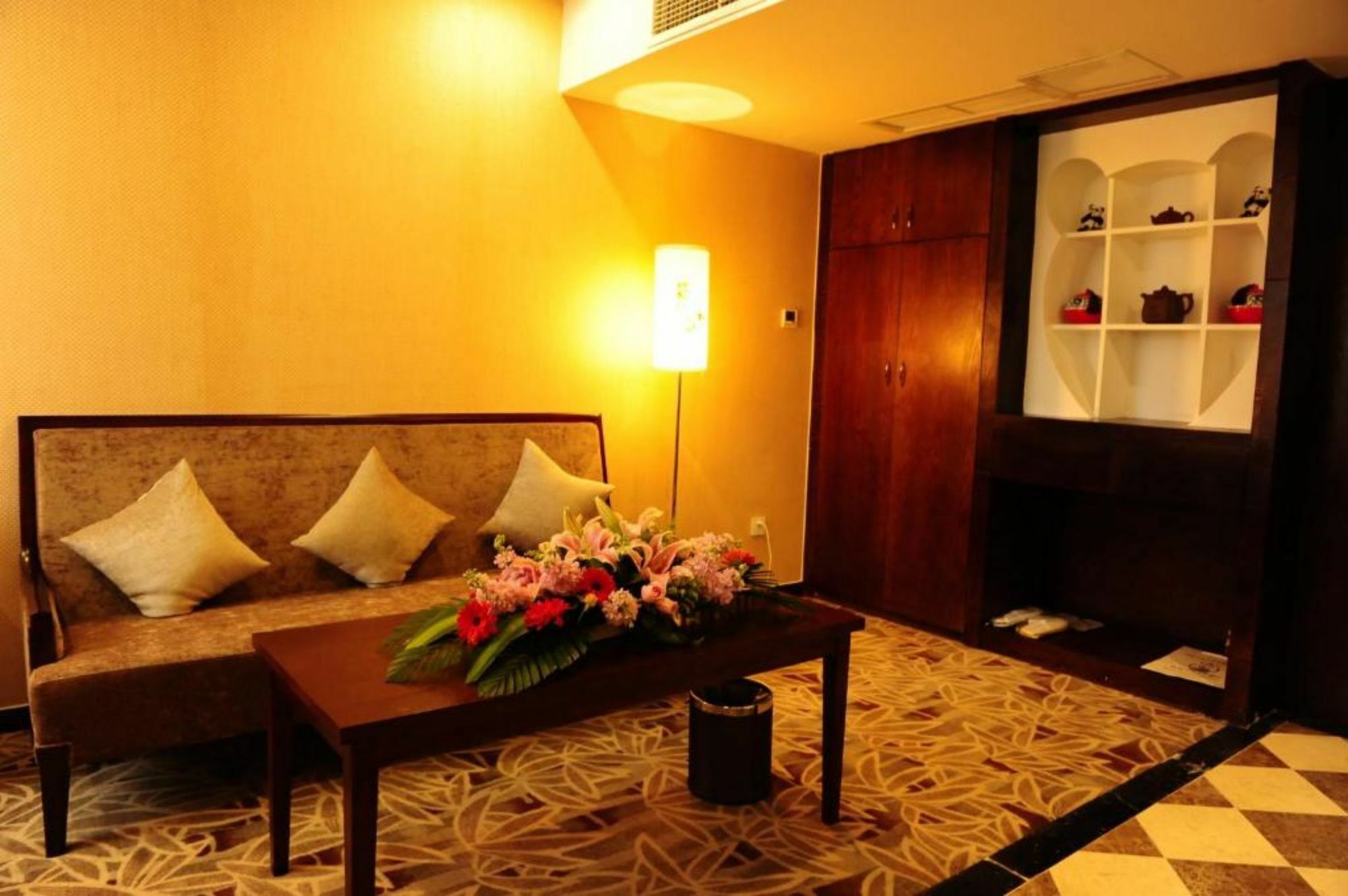 Chengdu Panda Prince Culture Hotel מראה חיצוני תמונה